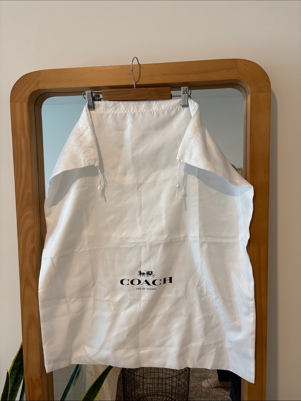 Coach White Drawstring Dust Bag with Black Logo 29x24